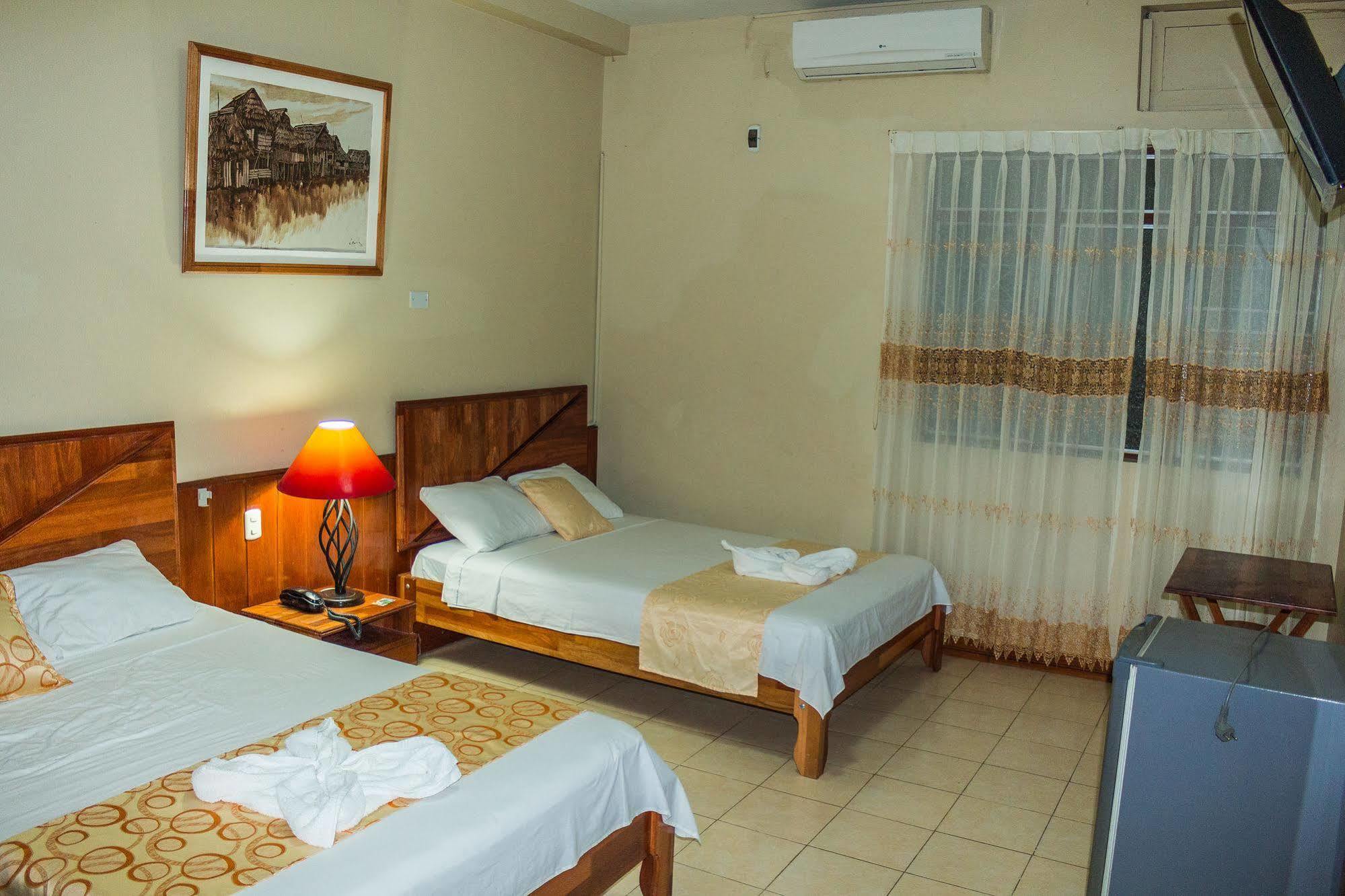 Hotel Golden Star إكيتوس المظهر الخارجي الصورة