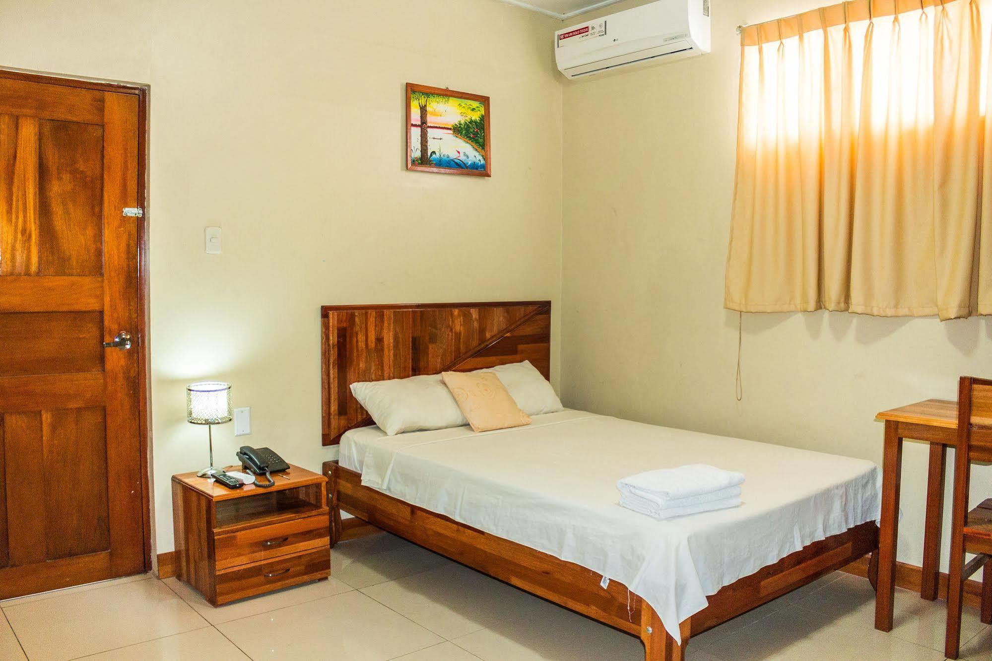 Hotel Golden Star إكيتوس المظهر الخارجي الصورة